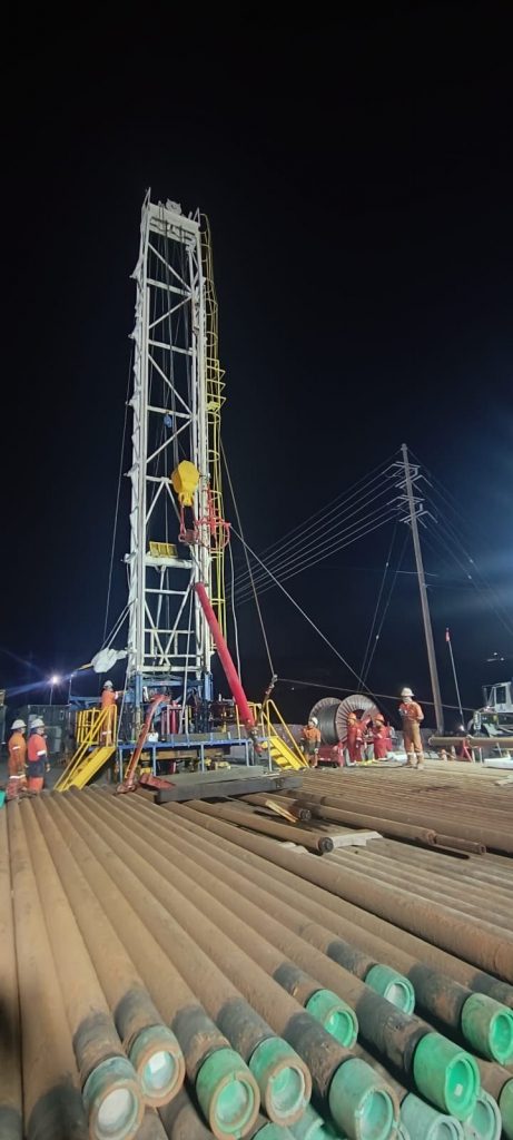 Ejecución eficiente de operación Pull & Rull en mina 5